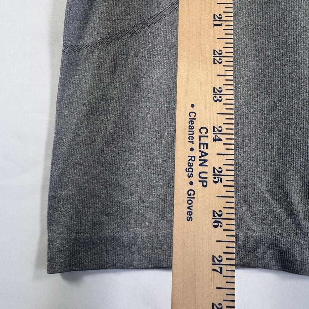 Lululemon Swiftly Tech Top Womens 12 Short Sleeve Shirt Gray Athleisure - Picture 6 of 6